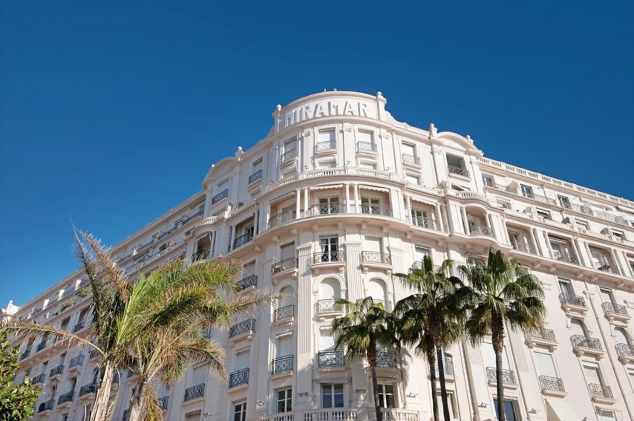 Apartment Palais Miramar - Suite & G17 - Vue Mer - Croisette Emplacement Unique -20 Plage - Wifi - Clim Cannes