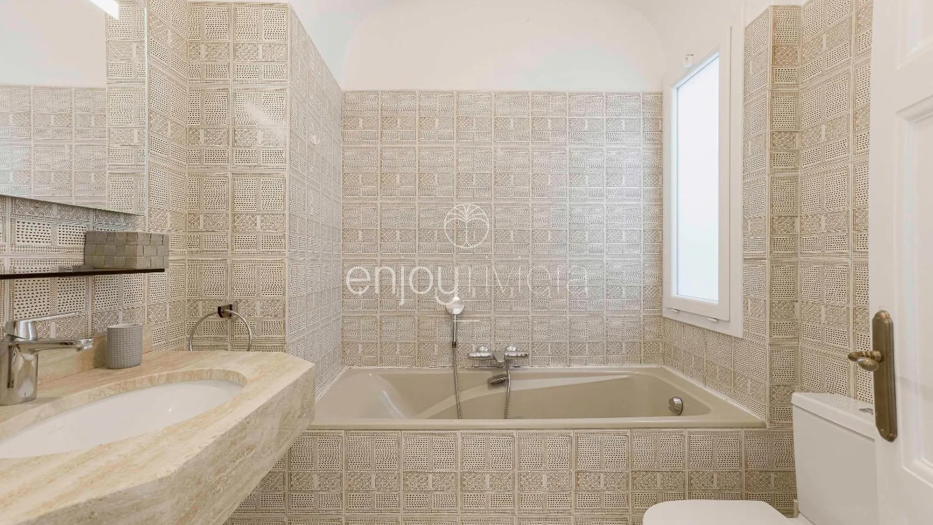 Palais Miramar - Suite & G17 - Vue Mer - Croisette Emplacement Unique -20 Plage - Wifi - Clim Cannes
